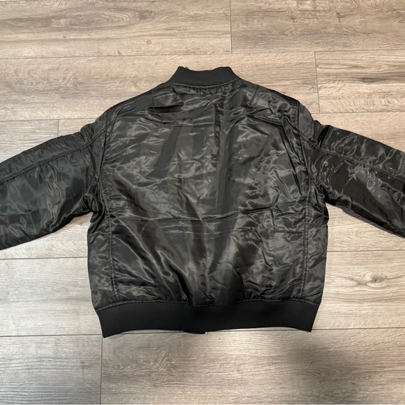 Fashion nova classic bomber jacket - Picture 6 of 8